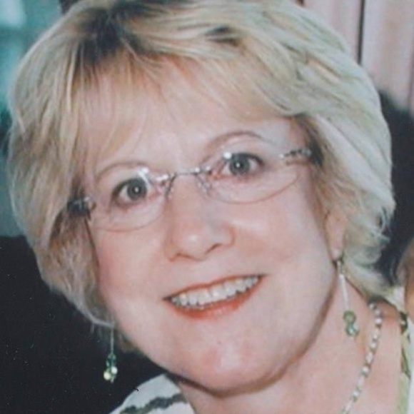 Meet your Posher, Linda - Picture 1 of 1